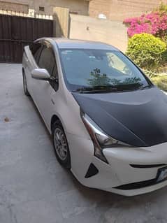 Toyota Prius 2016