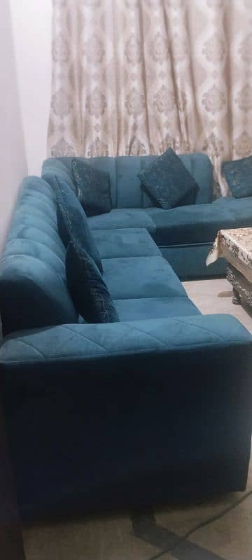 L shaped sofa 3 mnth use only 3