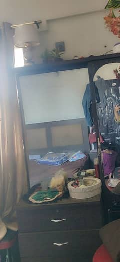 good condition dressing table