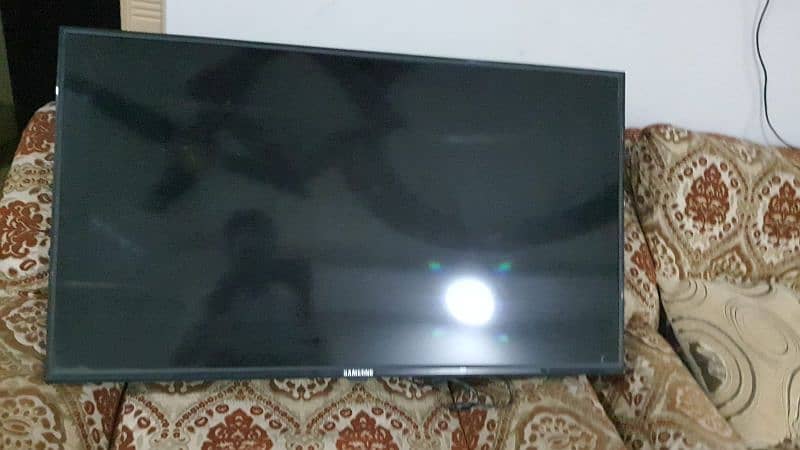 samsung led 40" Simple led no Fault neat clean led (call me) 1