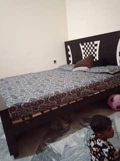 bed, dressing,side tables with mattress
