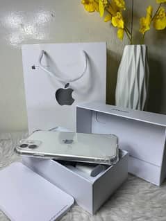 iphone 11 128 PTA Approved 03421535419Watsapp