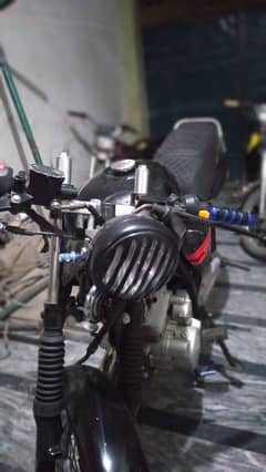 Ravi Piaggio sports look