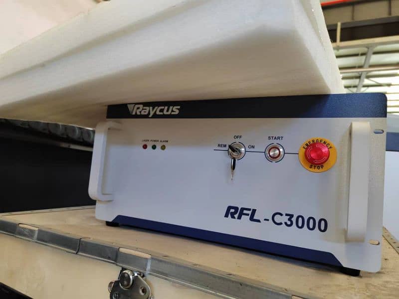 Cnc laser cutting machine - Cnc air compressor - Imported Cnc 7