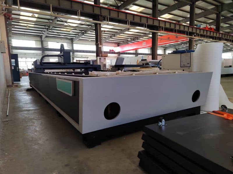 Cnc laser cutting machine - Cnc air compressor - Imported Cnc 10