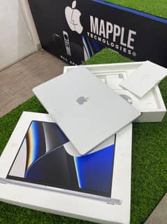 MacBook Pro M1 Pro 2021 16 inch Silver 16/512 10/10 condition open box
