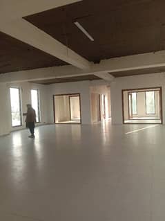 Affordable Office Of 3300 Square Feet Is Available For Rent