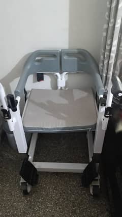 Wheel Chair Patient Lifter