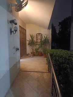 2 kanal PLOT PRICE BANGLOW IN MAIN CANTT
