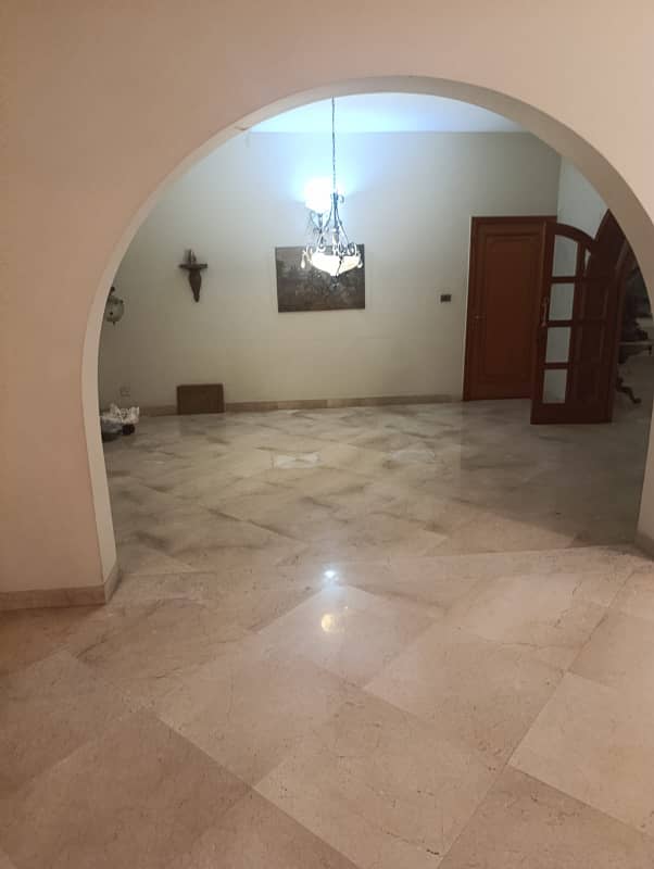 2 kanal PLOT PRICE BANGLOW IN MAIN CANTT 9