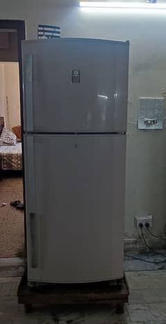 dawlance refrigerator