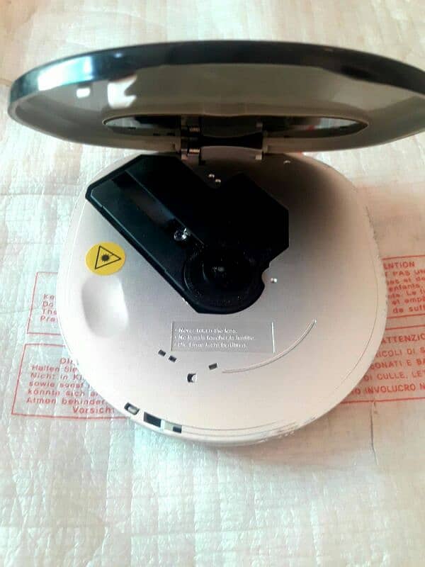 BUSH Cd Player Walkman 7