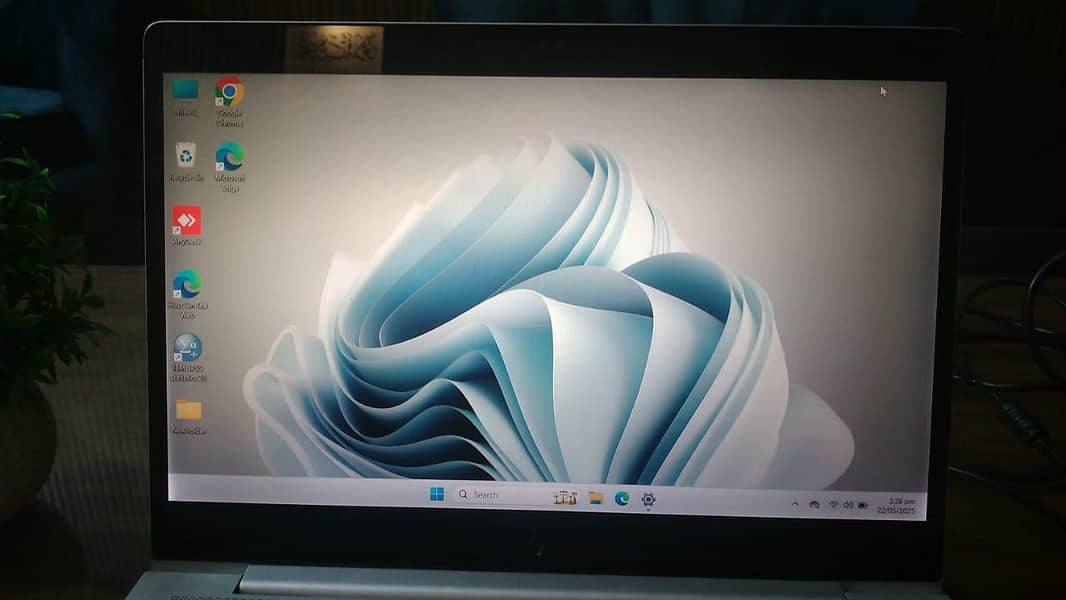 HP EliteBook. corei5 8th generation __Contect number = 0309.11. 40.107 1