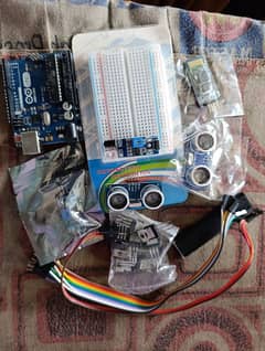 Solderless breadboard, Arduino,HC,SRO4,GND VVC,  & other part