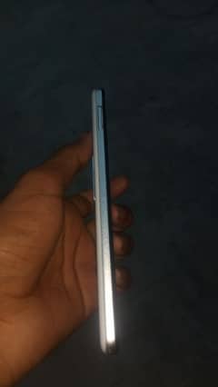 sharp Aquos R5 5G exchange possible