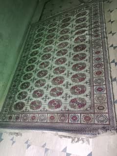 white rug