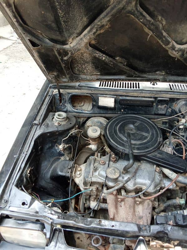 Daihatsu Charade 1984 5