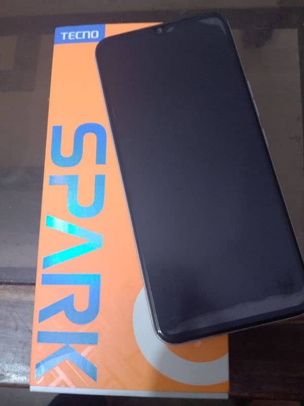 Techno spark. 8c 6