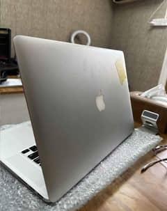 Apple MacBook 2014 pro (15.6inchs) USA Stock