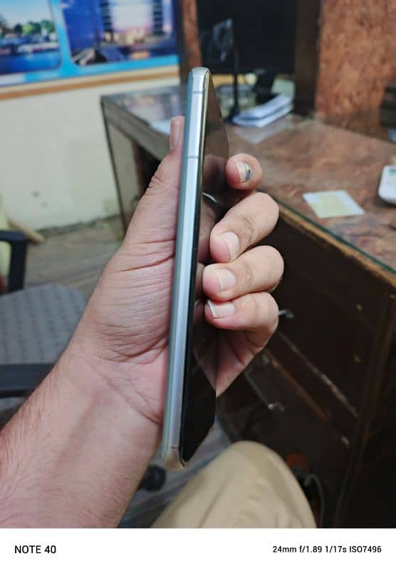 S21 ultra full clean condition 10/10 only one dote camera kai pass 3