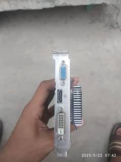 GTX 750 TI 2GB  DDR5 128bit