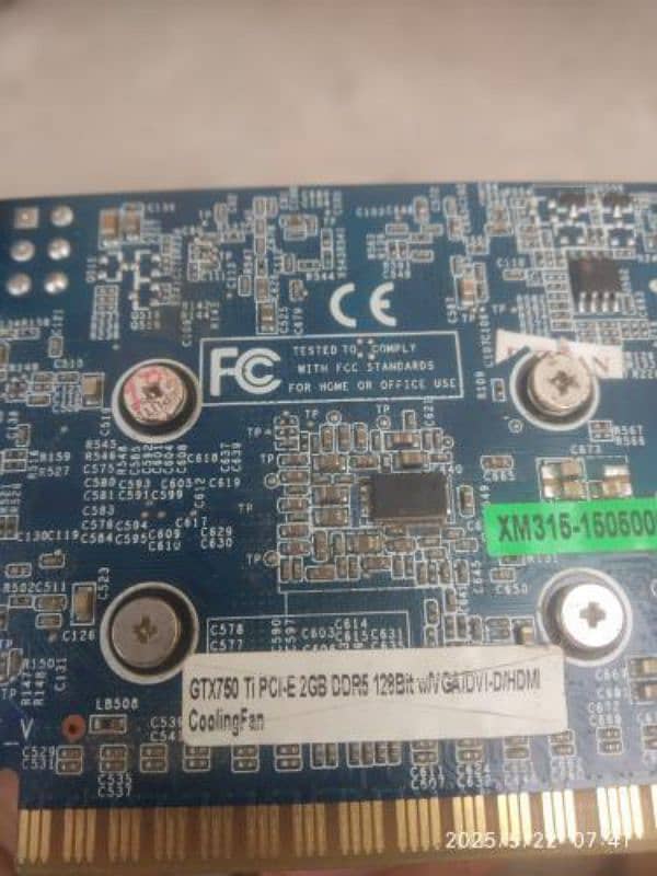 GTX 750 TI 2GB  DDR5 128bit 2