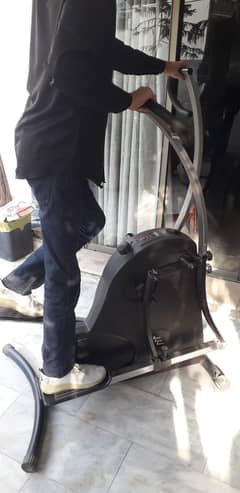 Dynamic + Elliptical + Tracking  Exercise Machine For Sale .