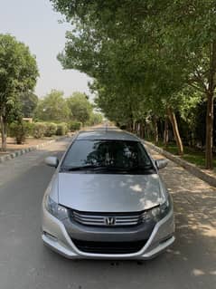 Honda insight 2010/2016 betr then Prius aqua Nissan note