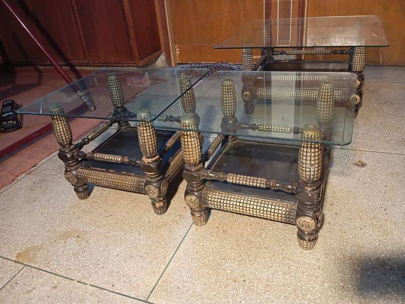 centre tables with good condition 2