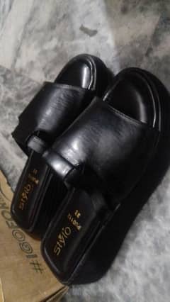 Stylo sandal size 8