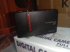 FUJIFILM DIGITAL CAMERA NEW CONDITION