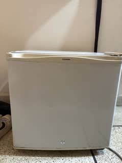 Toshiba Mini Fridge