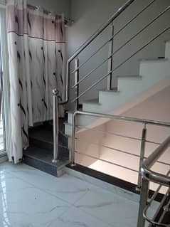 Mumty Room with Kitchen and Toilet available for Bachelors or single family rent in I-11 Islamabad