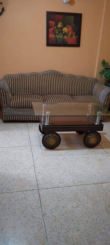 5 seater sofa in good condition without table 1