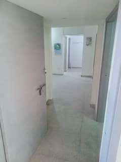 D type 1st floor flat for rent in ibnasina