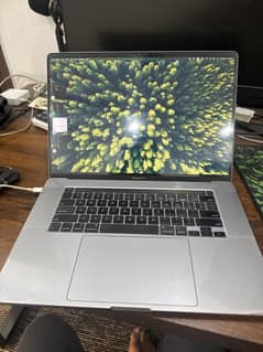 Macbook pro 2019 i9