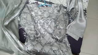 Gray part suit