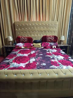 Bed with side tables and Dressing