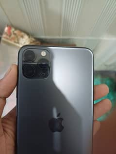 10/10 condition phone black 256gb