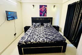 daily basis short stay and weekly basis one bad fully furnished luxury apertment available for rent gulberg greens islamabad