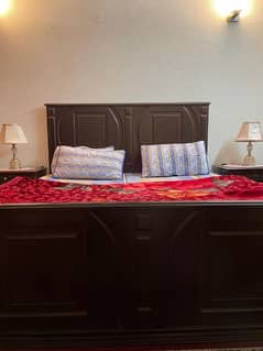 King size bed
