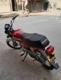 united bike 2014 model 100/ present copy letter pury hen