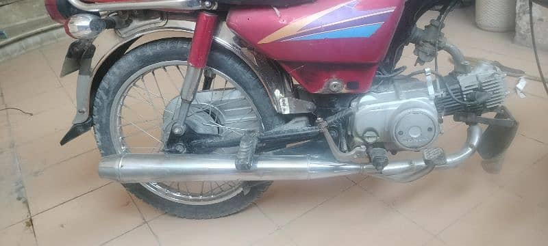 Honda CD 70 4