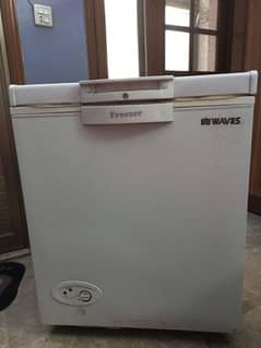 Waves deep freezer
