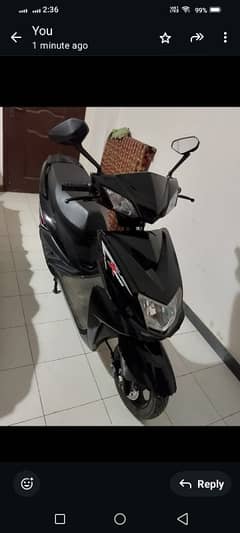 e Scooty
