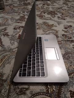 HP Elite book 820 G3