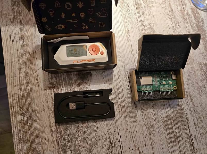Flipper Zero with DEV Board 0