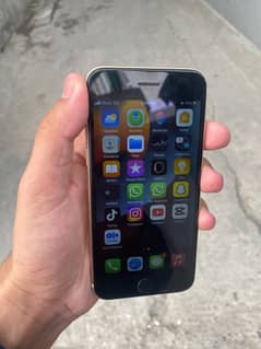 Iphone 7 pta aprove 128gn with only box full warking condtion 10/10