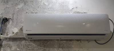 EXCELLENT CONDITION AC FOR SALE AND FULLY WORKABLE