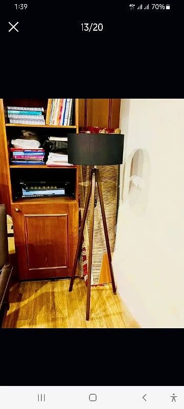 Tripod lamp 4